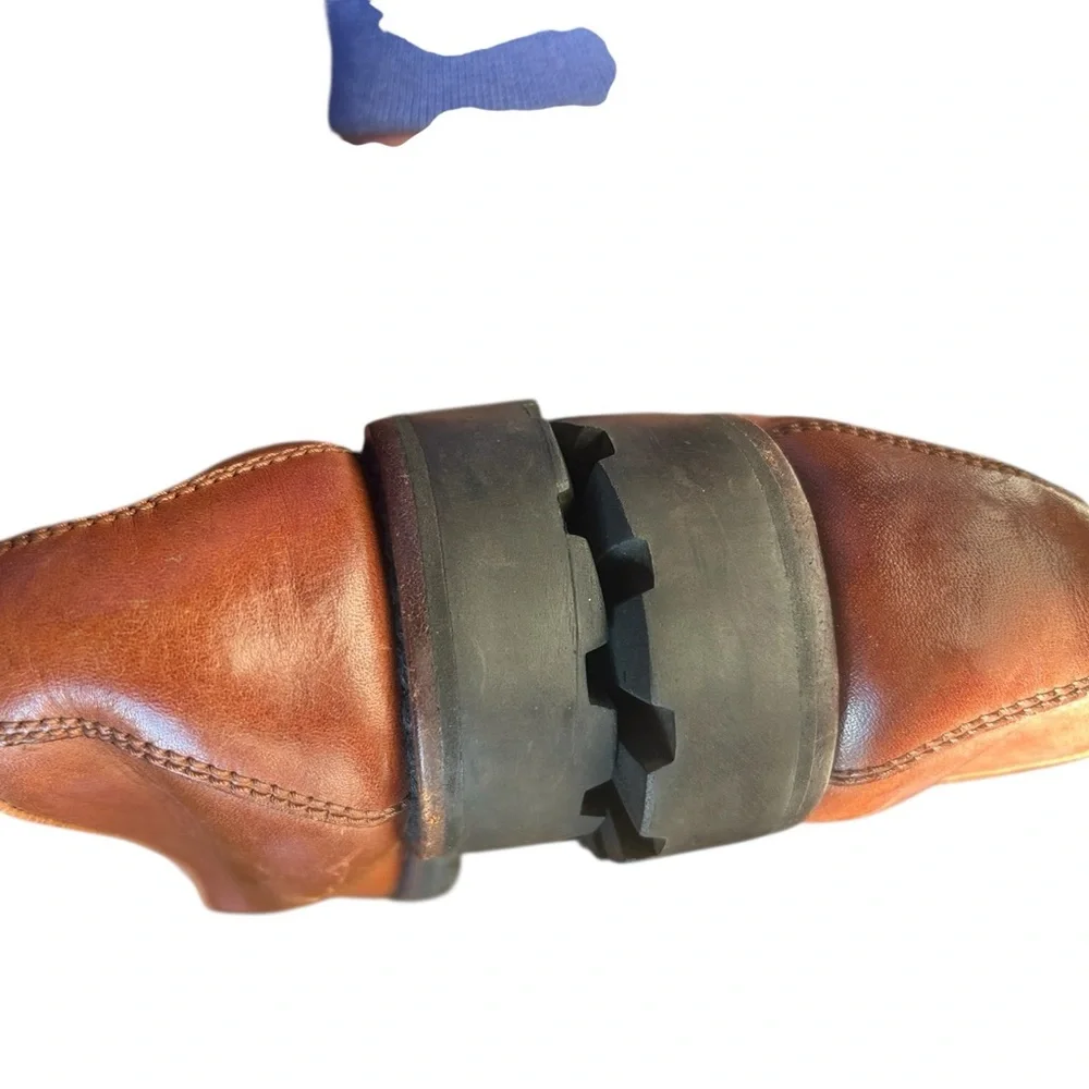 Cole Hahn/ Brown Leather loafers 9 Men 7 Women